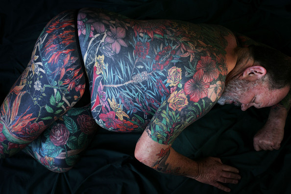Bilder-Thread TattooedManGeoffOstlingDonateSkinArt2tAk