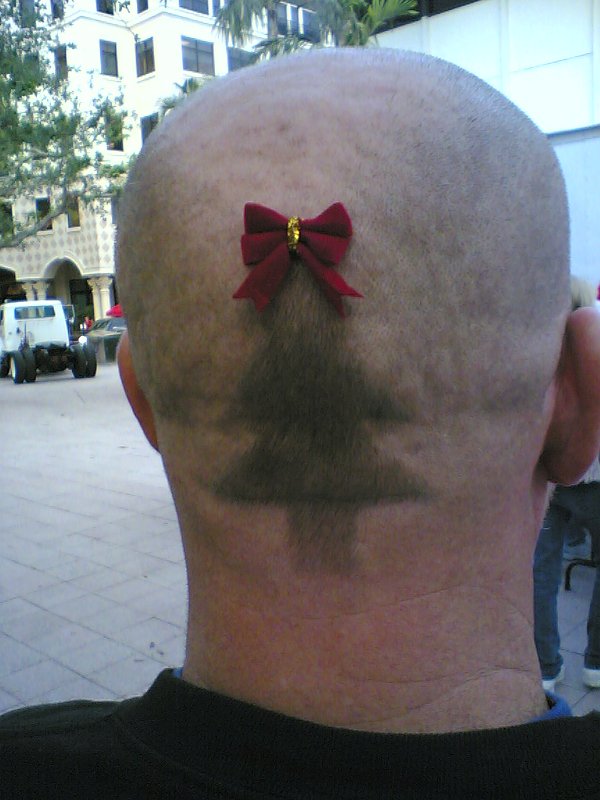 Bilder-Thread t2hXQMb xmas-tree-tattoo-hair