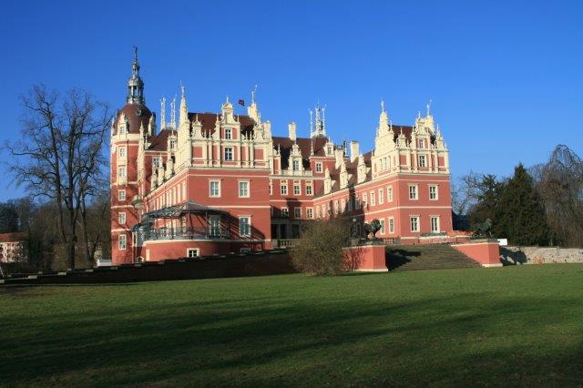 Neues Schloss Foto Bad Muskau Touristik 