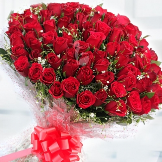 Pure-Love-100-red-roses-romantic-bouquet