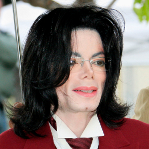 MichaelJackson-2005-300