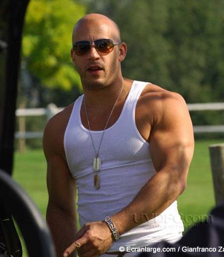 Vin-vin-diesel-2177834-451-517