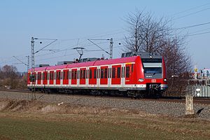 300px-423 449 Main-Weser-Bahn Gross Karb