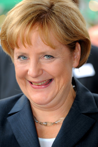 Frau-Bundeskanzlerin-Parteivorsitzende-A