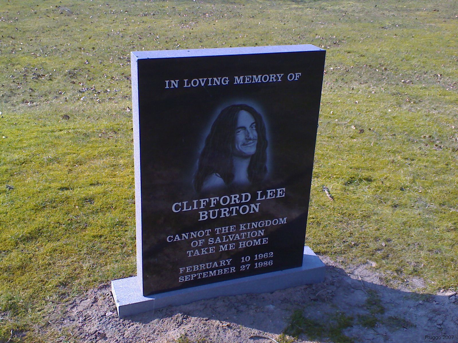 Cliff Burton - by Fruggo