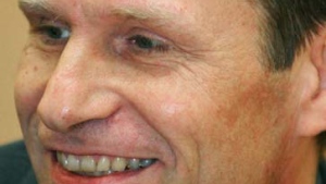 3252907676