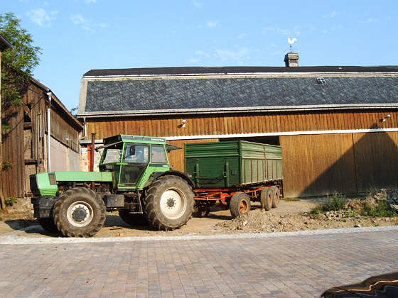 2005-07-05-07 Haenger aufs Feld fahren