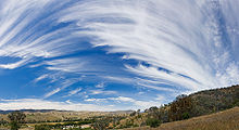 220px-Cirrus sky panorama