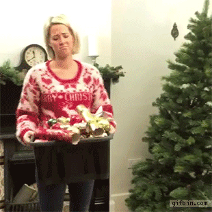 funny-merry-christmas-tree-decorating-an