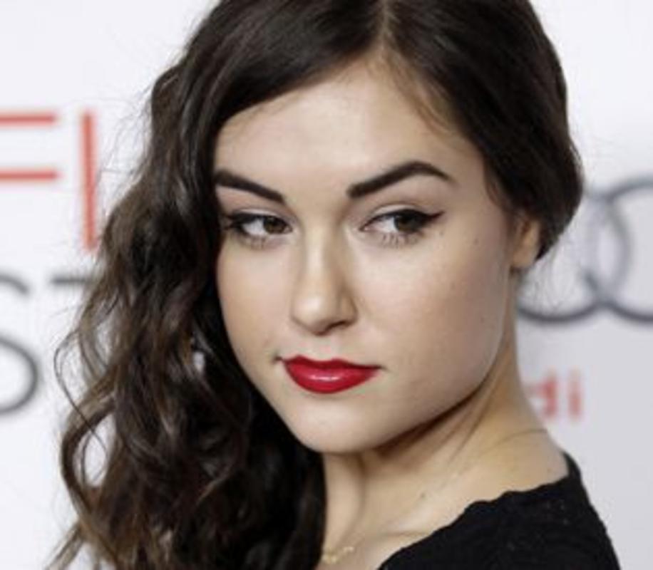 3d05e6 SashaGrey 11122011