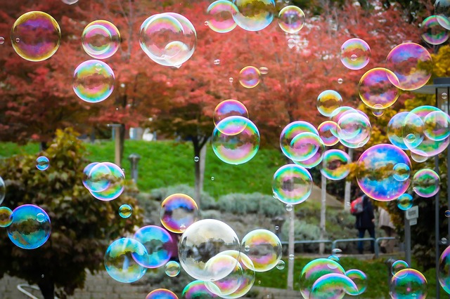 soap-bubbles-1021662 640