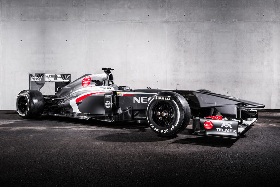 Sauber-C32-Praesentation-2013-19-fotosho