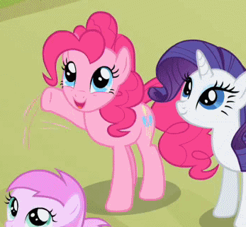 Pinkie-waves-and-Rarity-turns-pinkie-and