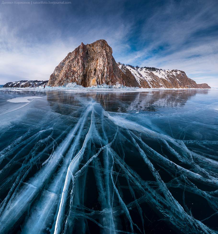 Bilder-Thread Lake-Baikal-russia-ice
