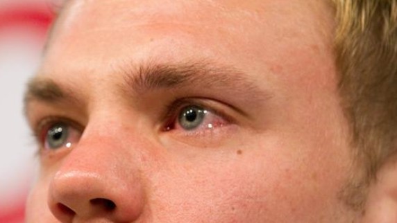 t3759b2 Manuel Neuer hat bei der Pressek