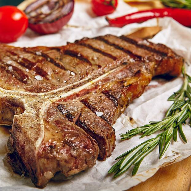 Fumos miese Spelunke t-bone-steak-grillen