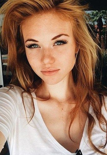Ist sie hübsch oder hübsch? 36f792145081b3a53d8e4eysk1