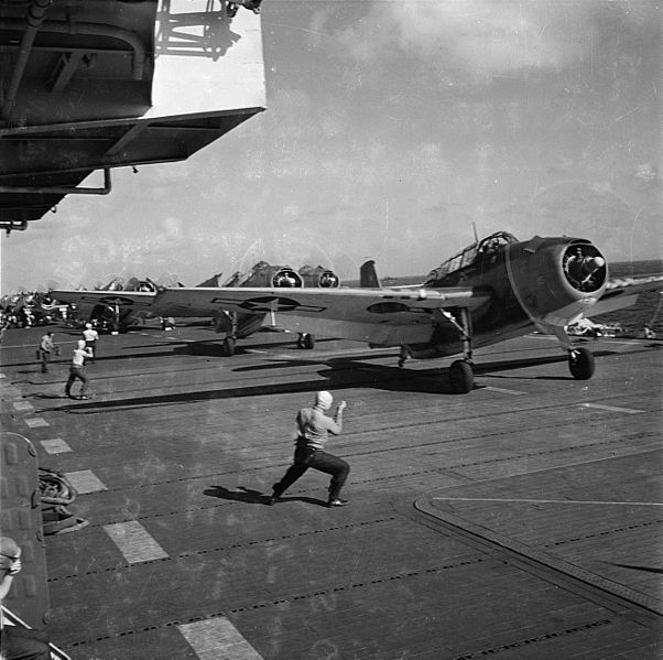 Bilder-Thread 602px-TBM CVL-26 June1944