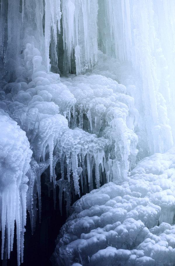 Bilder-Thread 1343404031-126344-ice structure by autum