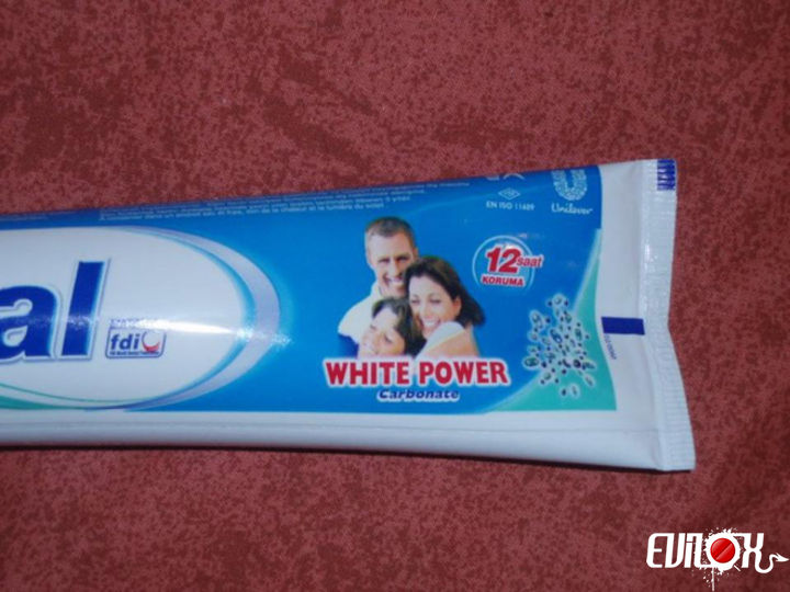 dentifrice-white-power