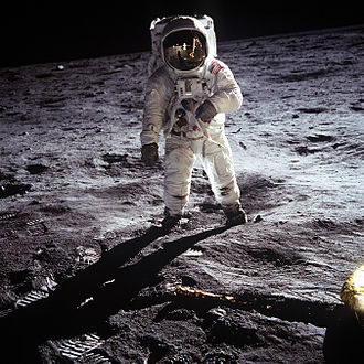 330px Aldrin Apollo 11