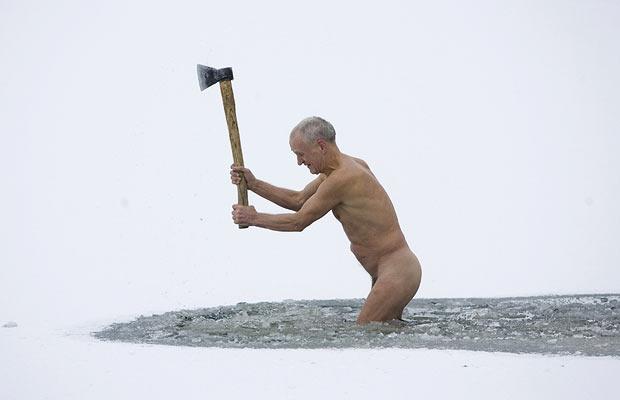 ice-swimmer 1212836i