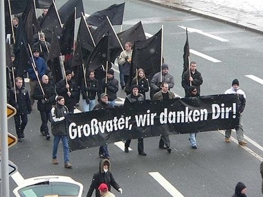 unbelehrbar-neonazis-bei-demo-in-dresden.jpgitokYoLCPOhV