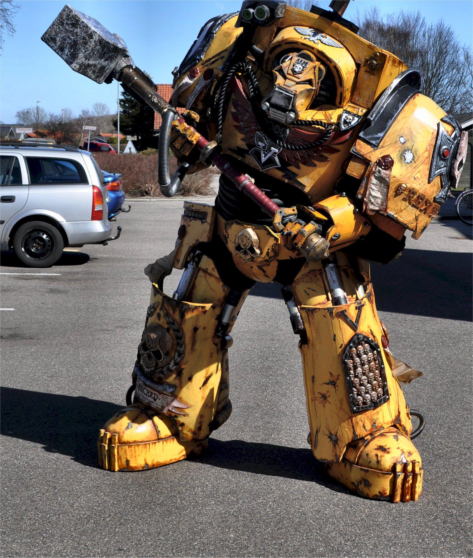 Bilder-Thread warhammer-40k-cosplay-by-dezelith 1