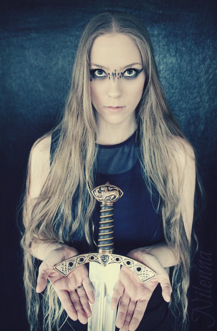 Bilder-Thread valkyrie by nilenna-d5xanje