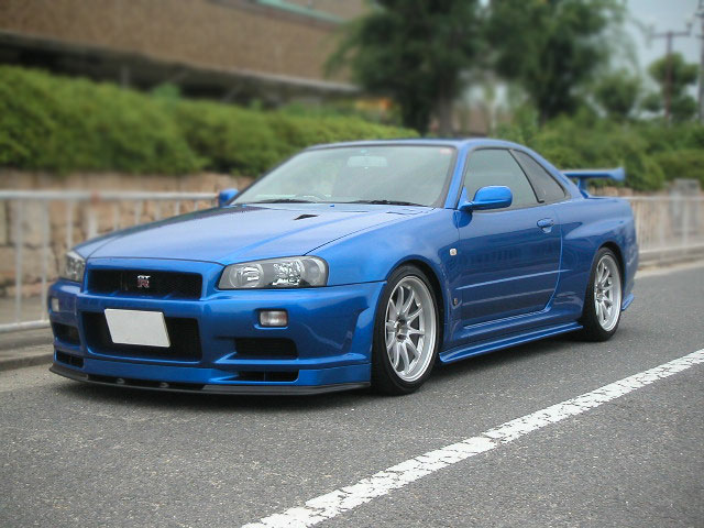 nissan-skyline-gtr