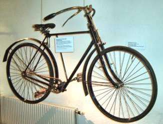 02 06 28 varberg fahrradmuseum 002