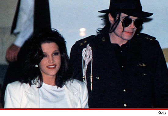 0529-lisa-marie-presley-michael-jackson-