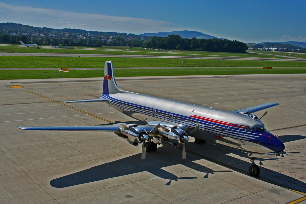 Bilder-Thread Red-Bull-DC-6B-a22876762