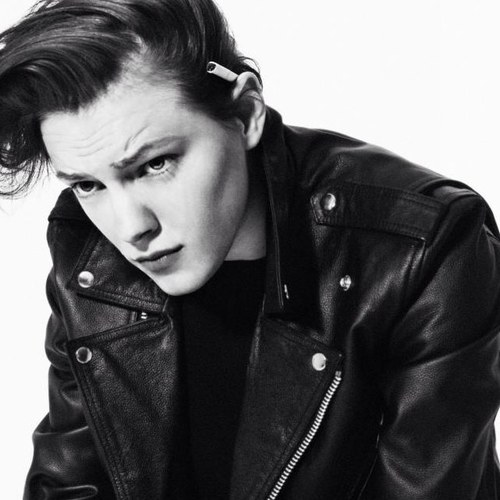 tumblr mm9vmwqvKq1solqyjo1 500. Erika Linder