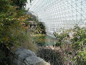 300px-Biosphere2 Inside big