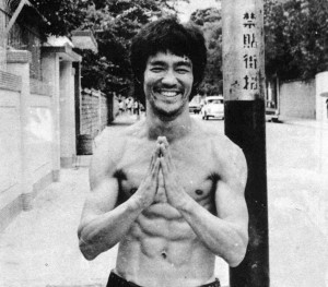 bruce-lee-happy-300x263