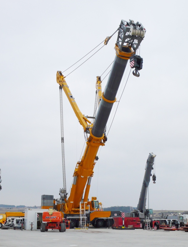 Liebherr LTM 11200 9 1 01