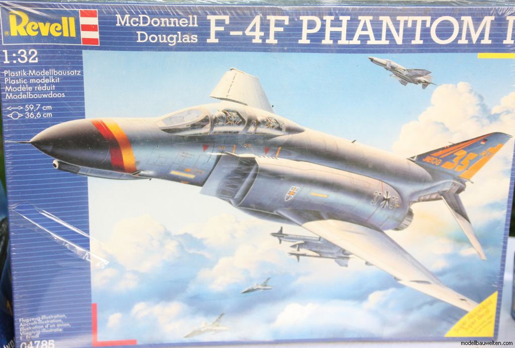 mc-f-4-f-phantom---revell