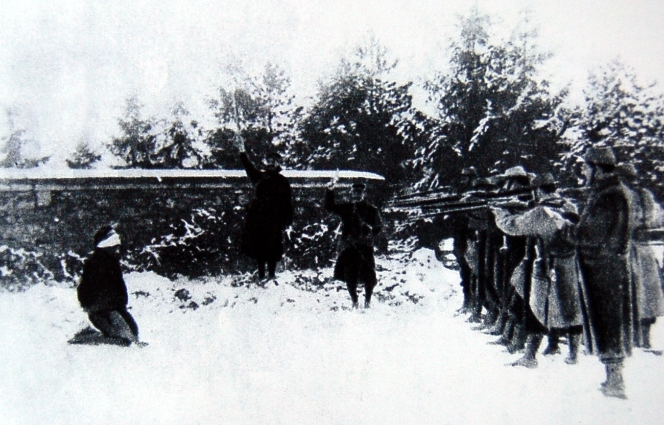 Bilder-Thread 1917 - Execution 25C325A0 Verdun lors de