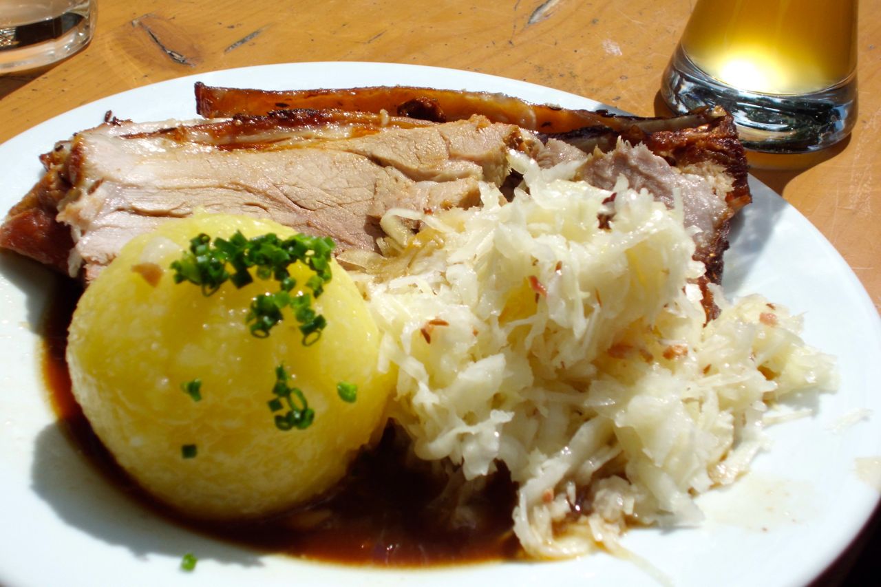 73f566 Schweinsbraten