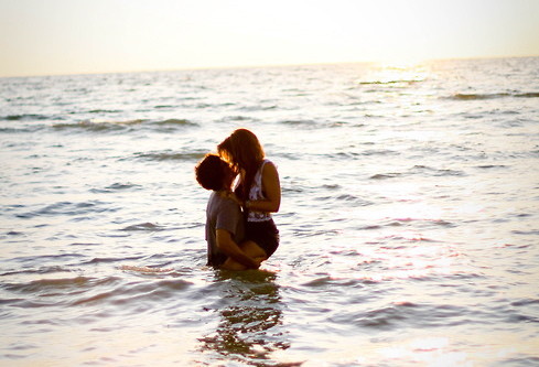casais water photo couple kiss love cf55