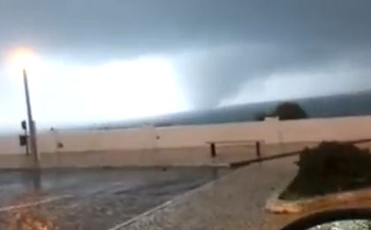 waterspout-in-portugal