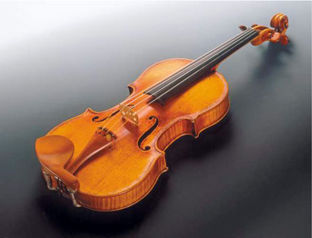 587d93 Stradivarius