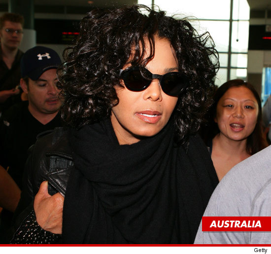 3O6Y3s 1104-janet-jackson-australia-cred