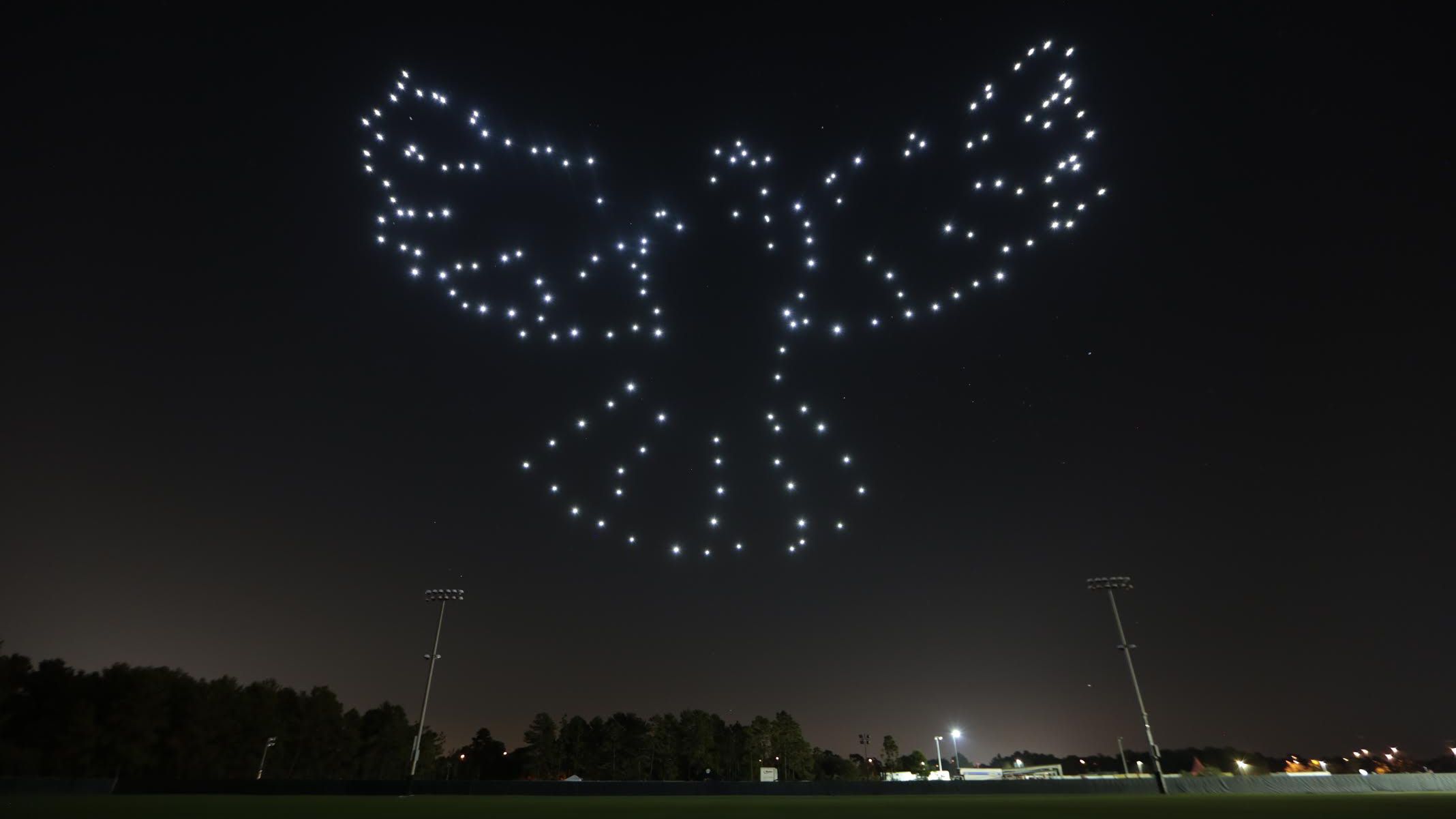 disney-intel-drone-light-show.jpgquality80stripallw2136