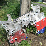 MH17 von BUK durch Separatisten abgeschossen - Juristische Konsequenzen TSX4T5