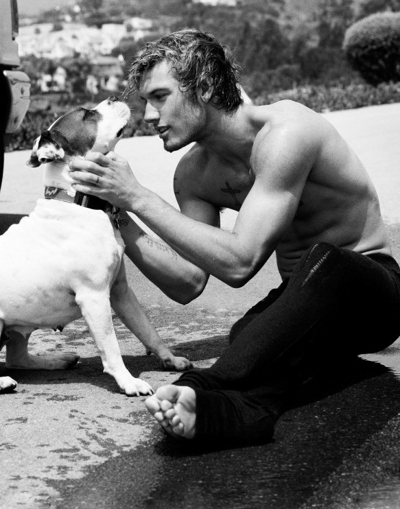 alex pettyfer 01