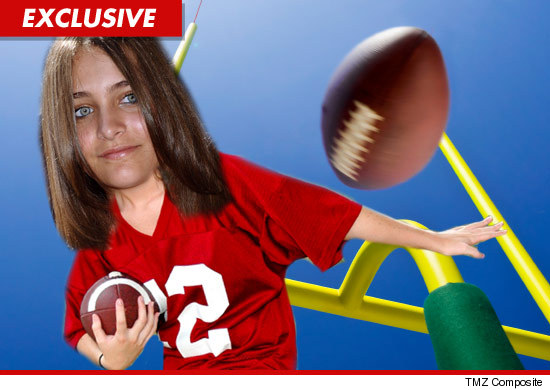 1017-paris-jackson-ex-football-credit