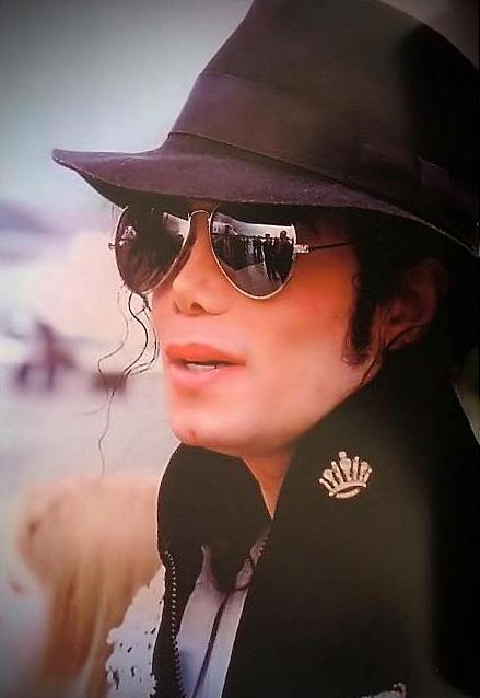 I-miss-you-michael-jackson-22030061-439-