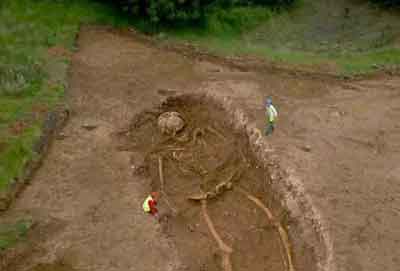 giantskeleton3a4123159jpg